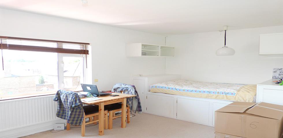 			Studio Apartment, 1 bath, 1 reception Studio			 Galsworthy Close, Cricklewood